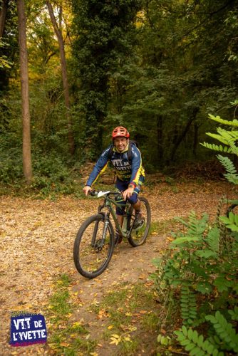 DE-LYVETTE-A-LORGE-25-325