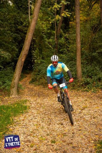 DE-LYVETTE-A-LORGE-25-326