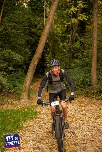 DE-LYVETTE-A-LORGE-25-330