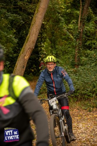 DE-LYVETTE-A-LORGE-25-333