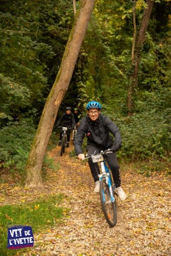 DE-LYVETTE-A-LORGE-25-339