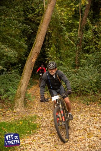 DE-LYVETTE-A-LORGE-25-343