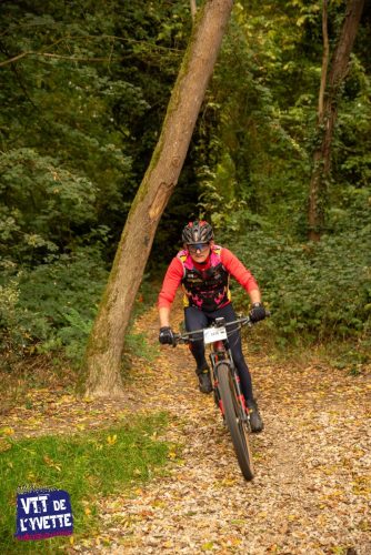 DE-LYVETTE-A-LORGE-25-344