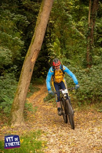 DE-LYVETTE-A-LORGE-25-347