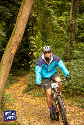 DE-LYVETTE-A-LORGE-25-351