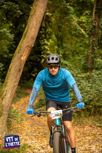 DE-LYVETTE-A-LORGE-25-352