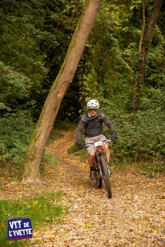 DE-LYVETTE-A-LORGE-25-355