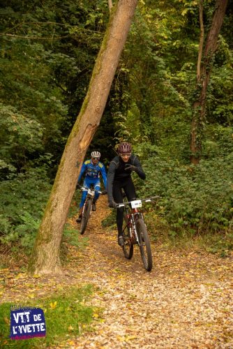 DE-LYVETTE-A-LORGE-25-375