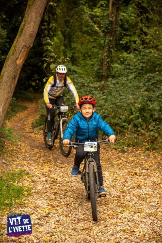 DE-LYVETTE-A-LORGE-25-388