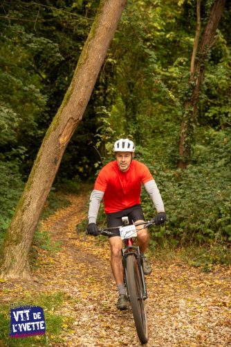 DE-LYVETTE-A-LORGE-25-393