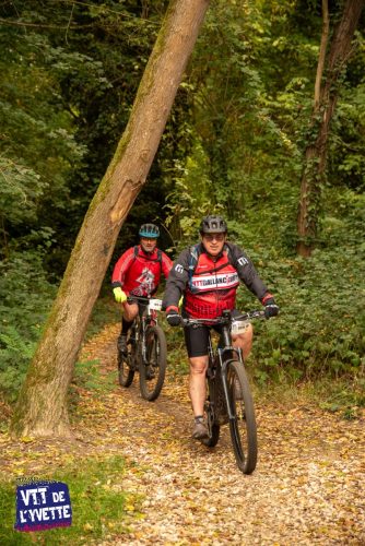 DE-LYVETTE-A-LORGE-25-398