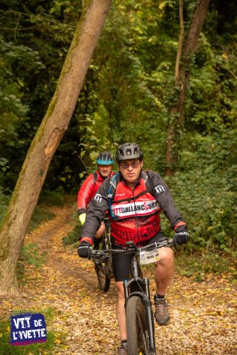 DE-LYVETTE-A-LORGE-25-399