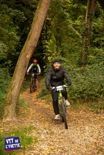 DE-LYVETTE-A-LORGE-25-405