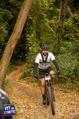 DE-LYVETTE-A-LORGE-25-414