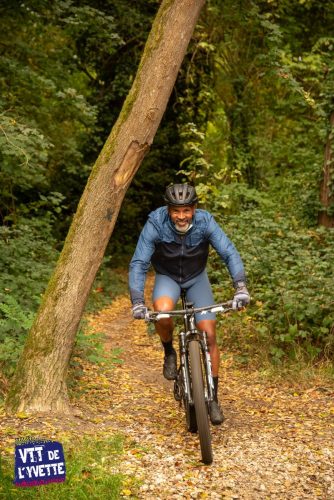 DE-LYVETTE-A-LORGE-25-429