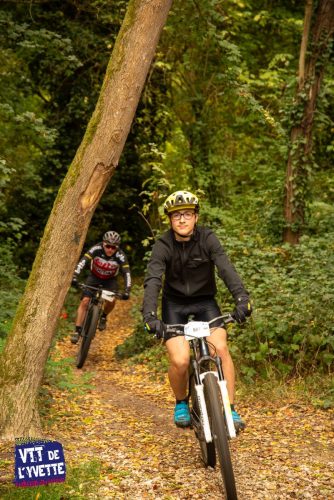 DE-LYVETTE-A-LORGE-25-434