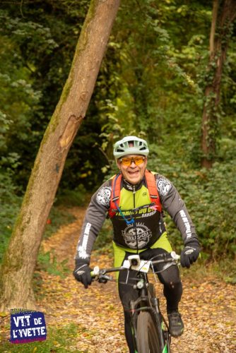 DE-LYVETTE-A-LORGE-25-443