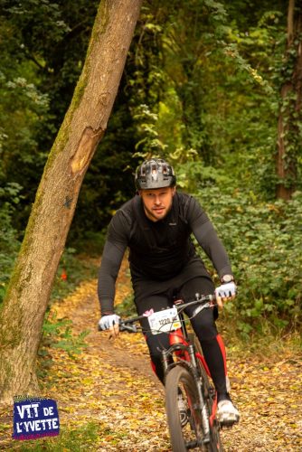 DE-LYVETTE-A-LORGE-25-459