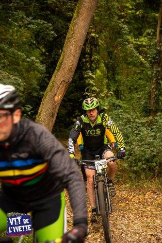 DE-LYVETTE-A-LORGE-25-473