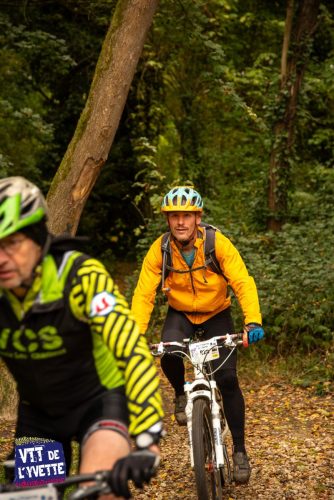 DE-LYVETTE-A-LORGE-25-474