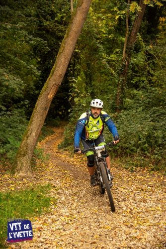 DE-LYVETTE-A-LORGE-25-488