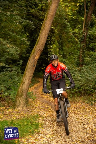 DE-LYVETTE-A-LORGE-25-497