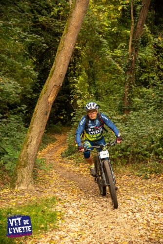 DE-LYVETTE-A-LORGE-25-510