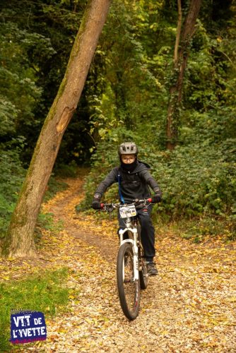 DE-LYVETTE-A-LORGE-25-511