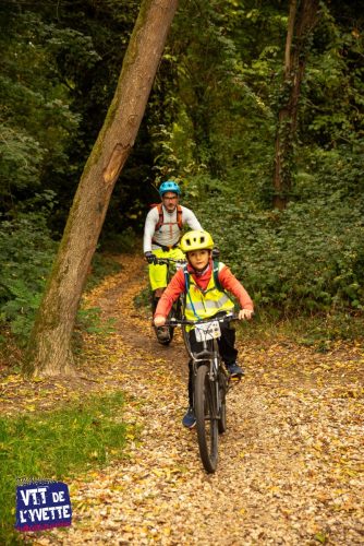 DE-LYVETTE-A-LORGE-25-512