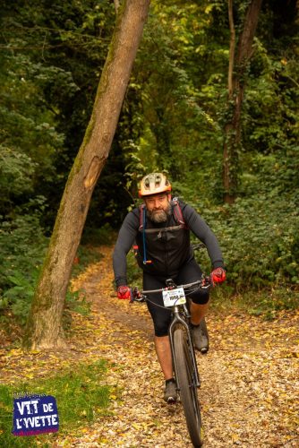 DE-LYVETTE-A-LORGE-25-514