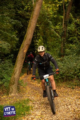 DE-LYVETTE-A-LORGE-25-521