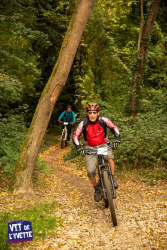 DE-LYVETTE-A-LORGE-25-525