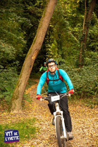 DE-LYVETTE-A-LORGE-25-526