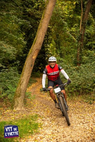 DE-LYVETTE-A-LORGE-25-533