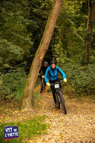 DE-LYVETTE-A-LORGE-25-535