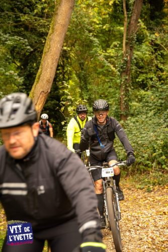 DE-LYVETTE-A-LORGE-25-548