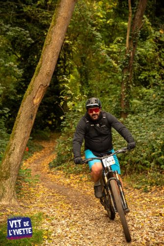 DE-LYVETTE-A-LORGE-25-550