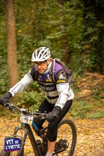 DE-LYVETTE-A-LORGE-25-566