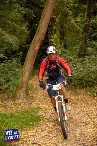 DE-LYVETTE-A-LORGE-25-602