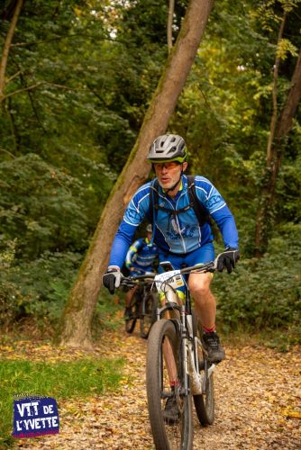 DE-LYVETTE-A-LORGE-25-629