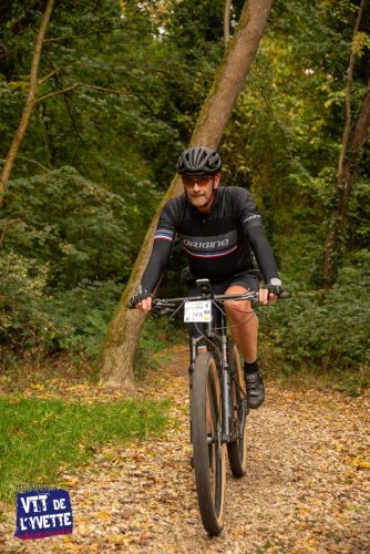 DE-LYVETTE-A-LORGE-25-635