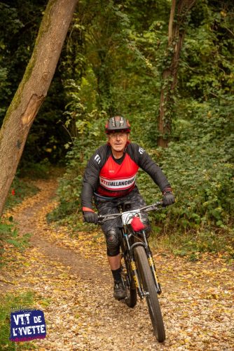 DE-LYVETTE-A-LORGE-25-641