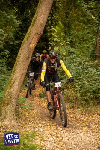 DE-LYVETTE-A-LORGE-25-644