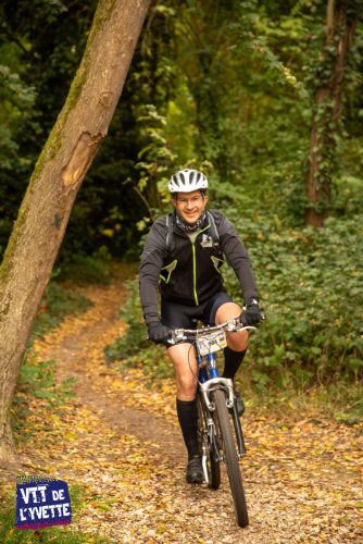 DE-LYVETTE-A-LORGE-25-651