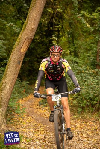 DE-LYVETTE-A-LORGE-25-652