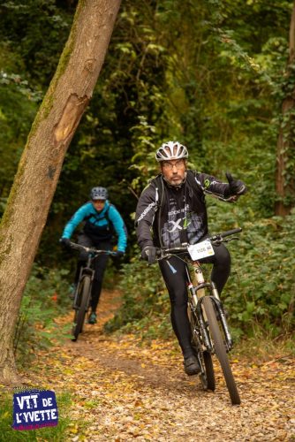 DE-LYVETTE-A-LORGE-25-656