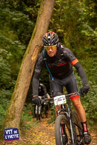 DE-LYVETTE-A-LORGE-25-664