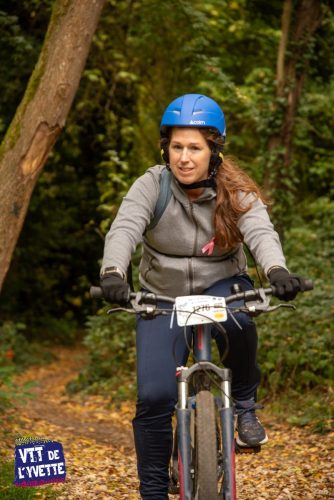 DE-LYVETTE-A-LORGE-25-673