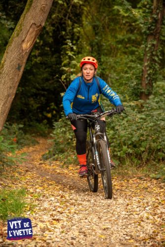 DE-LYVETTE-A-LORGE-25-682