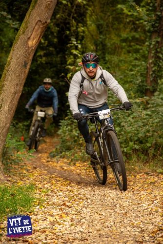 DE-LYVETTE-A-LORGE-25-703